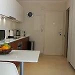Luxury Views Apartment *
